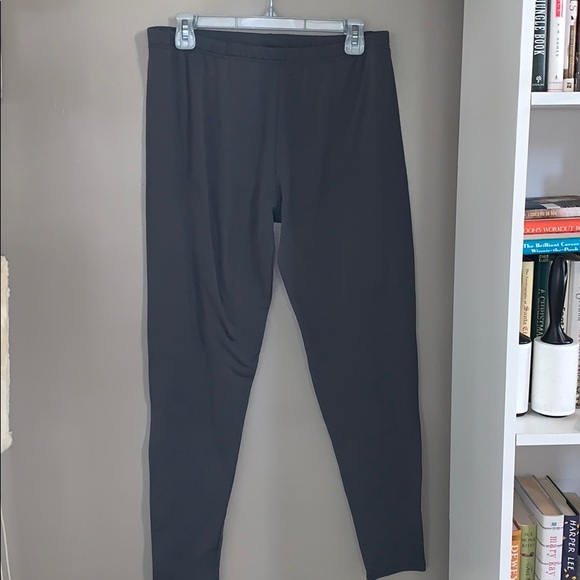 victoria Pants - Dark gray ultra soft leggings!